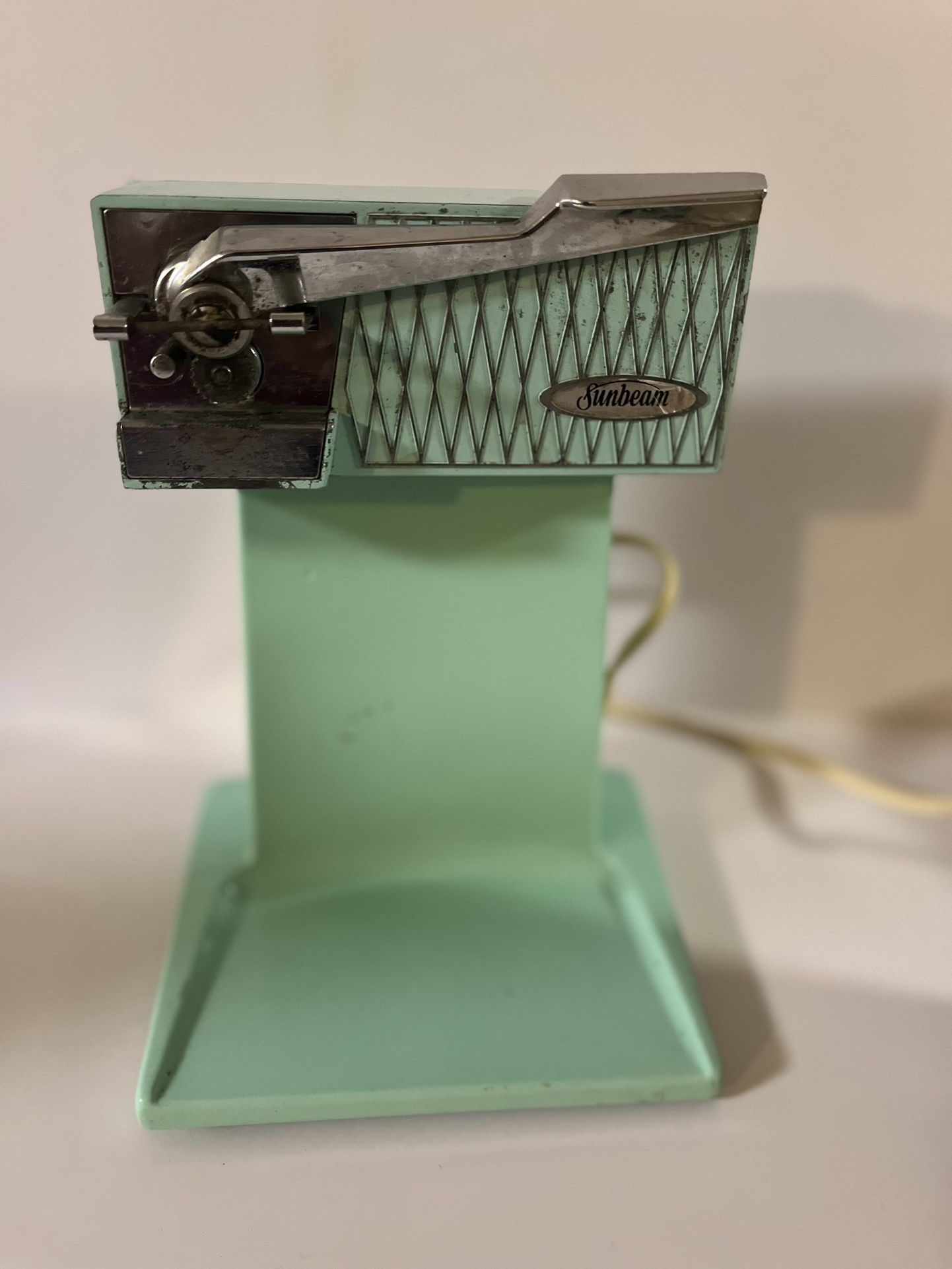 Vintage Mint Green/Turquoise-ish Can Opener