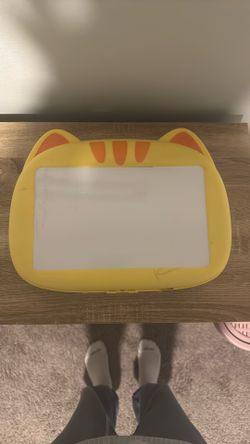 dry erase/magnetic letter board