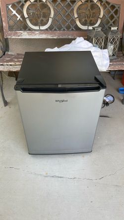 Whirlpool Mini Refrigerator