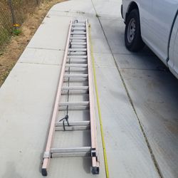 used 28" ft extension ladder