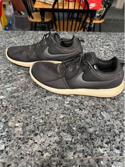 Mens Black Nike
