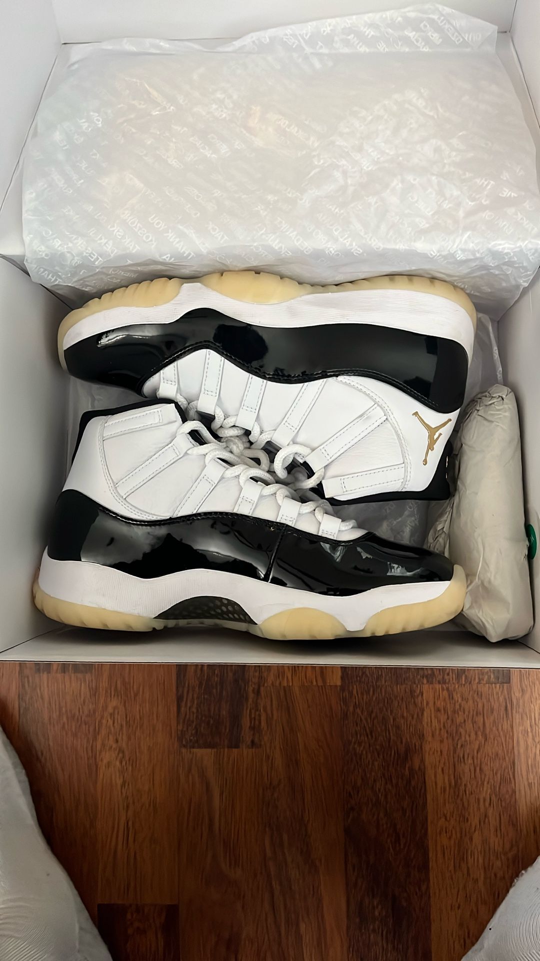 Jordan 11 White Metallic 