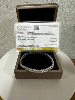 Gold bracelet