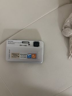 Cuber-shot Camera