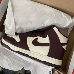 Nike Dunk High Burgundy 