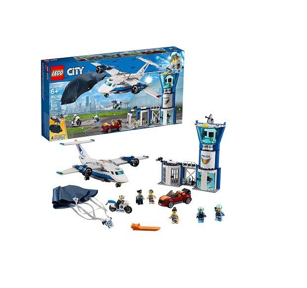 BRAND NEW LEGO City Sky Police Air Base 60210 Building Kit (529 Pieces)