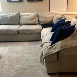 Free L shaped Couch 2 Parts