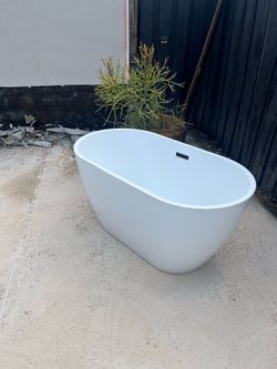 Soaking tub