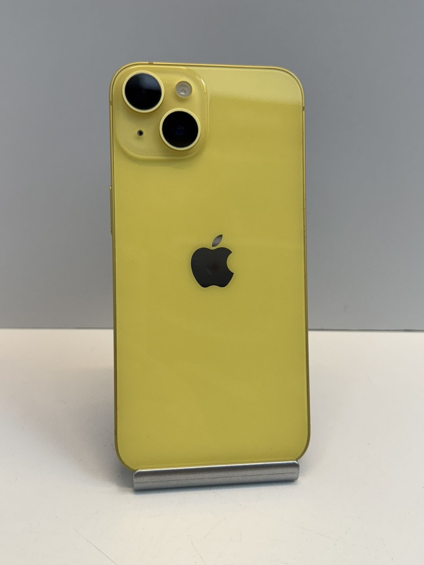 Apple iPhone 14 128gb. ( Unlocked Cellphone )