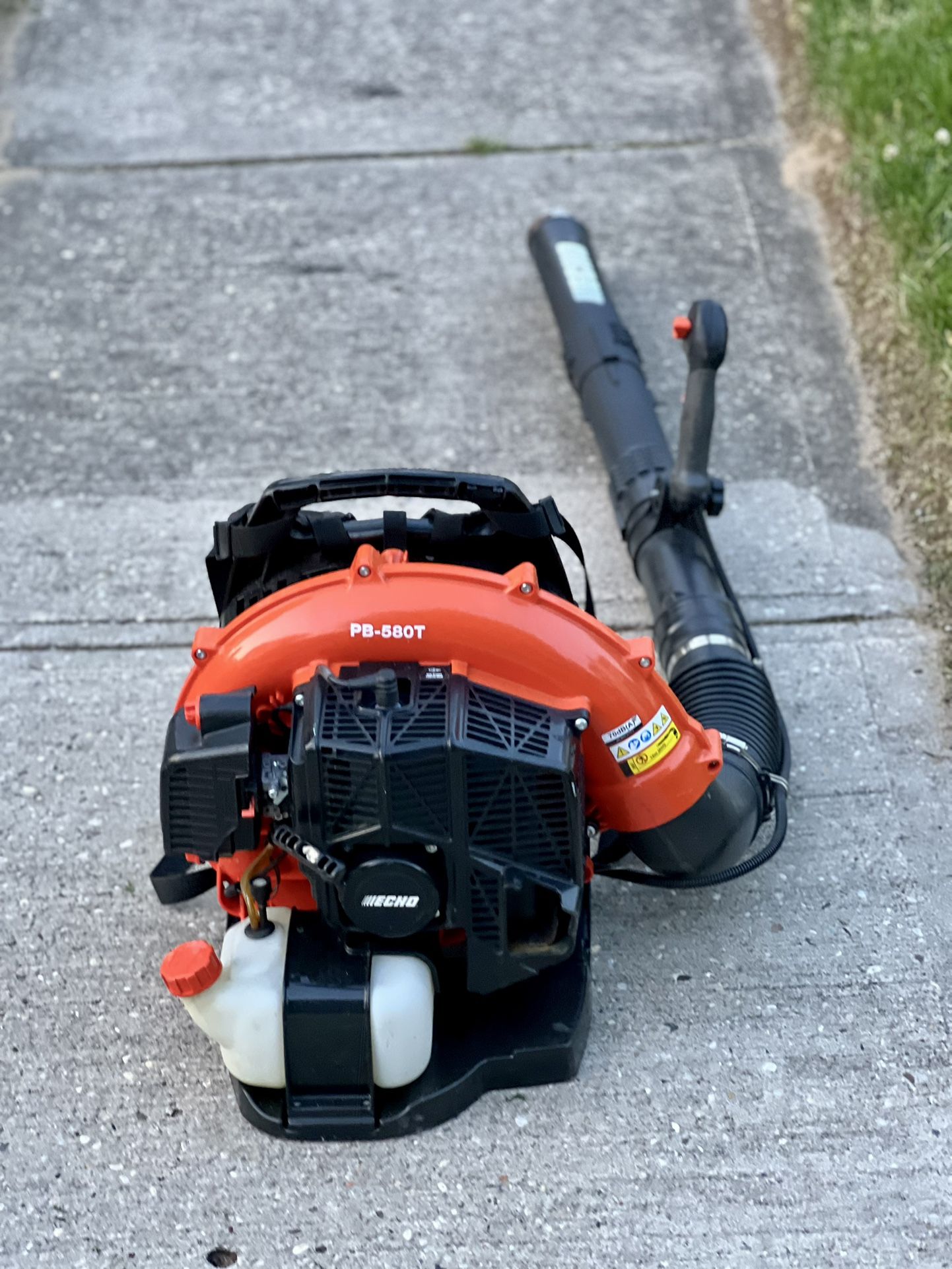 Commercial Grade ECHO 216 MPH 517 CFM 58.2cc Gas 2-Stroke Backpack Leaf Blower with Tube Throttle