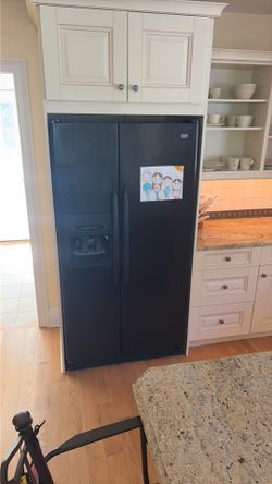 Maytag Refrigerator.  Works great!