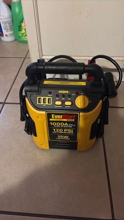 EverStart Maxx 1000A Jump Starter with Air Compressor