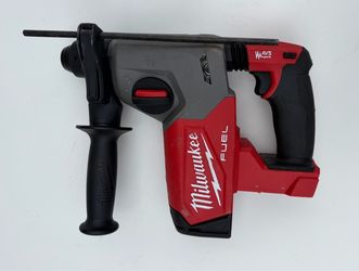 Shop Milwaukee M18 FUEL 18V Lithium-Ion Brushless Cordless 1 in. SDS-Plus Rotary Hammer (Tool-Only