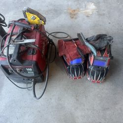 Lincoln Electric 140 Welder With Accessories 