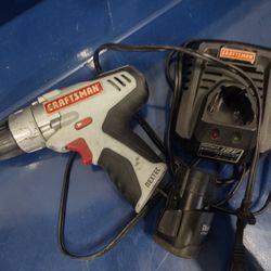 Craftsman 12 Volt Cordless Drill And Charger