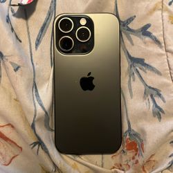 iPhone 16 Pro
