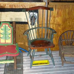 Hand-crafted Doll Chairs
