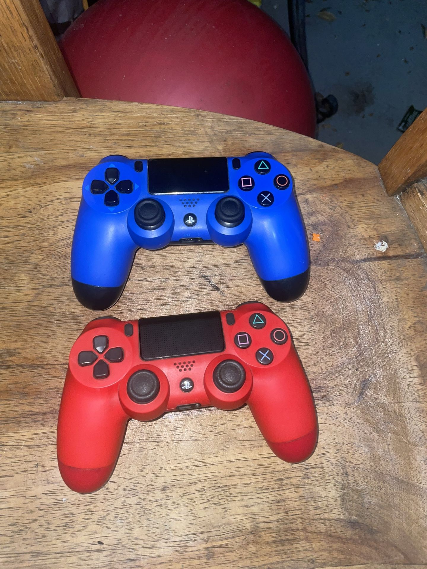 PS4 Controllers 