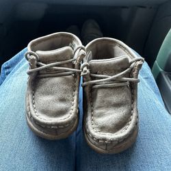 Toddler twisted X mocs