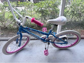 Girls bike