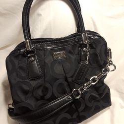 Immaculate And New Condition COACH Kristin Op Art Sateen Pleated Satchel Tote - See Pics And Description