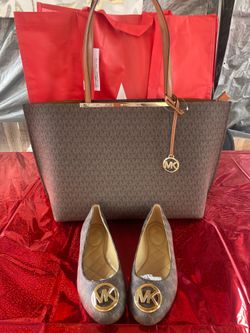 MICHAEL KORS Large size shoulder bag NWT matching Michael Kors Women's Moccasin Flats size 7.5 NEW (No box) but I do provide dust bag serious inquirie