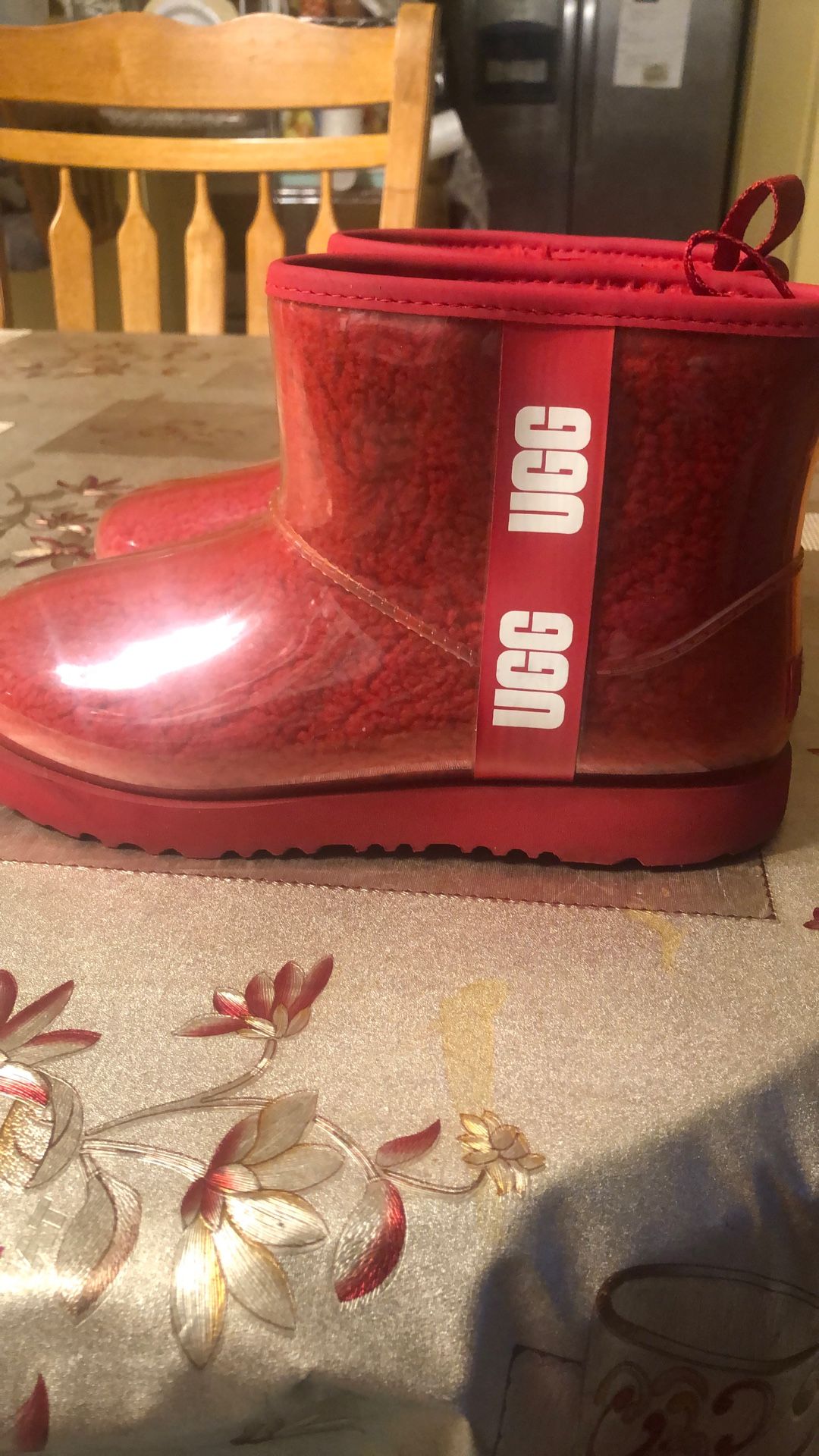 UGG Raining Boots Size 6 (Vietnam)