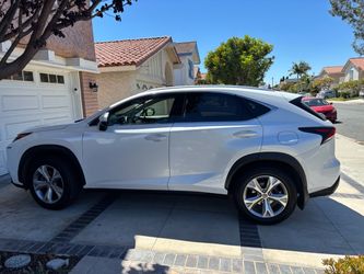 2017 Lexus NX 200t
