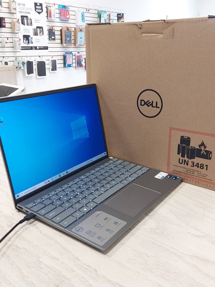 Dell - Inspiron 13 5310 13.3" (i5-11th Gen / 16GB RAM / 512GB SSD / Intel Iris XE Graphics)