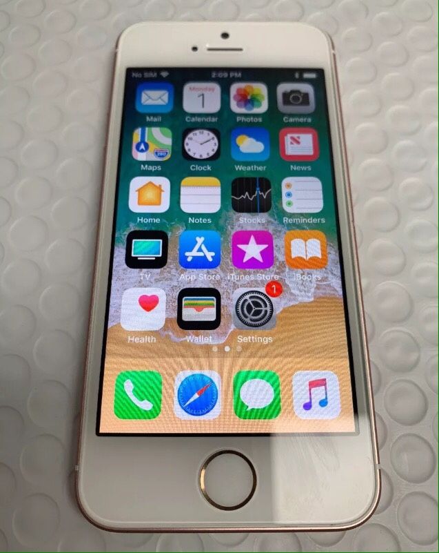 Apple iPhone SE 128GB GSM Unlocked AT&T / T-Mobile - simple mobile Sprint