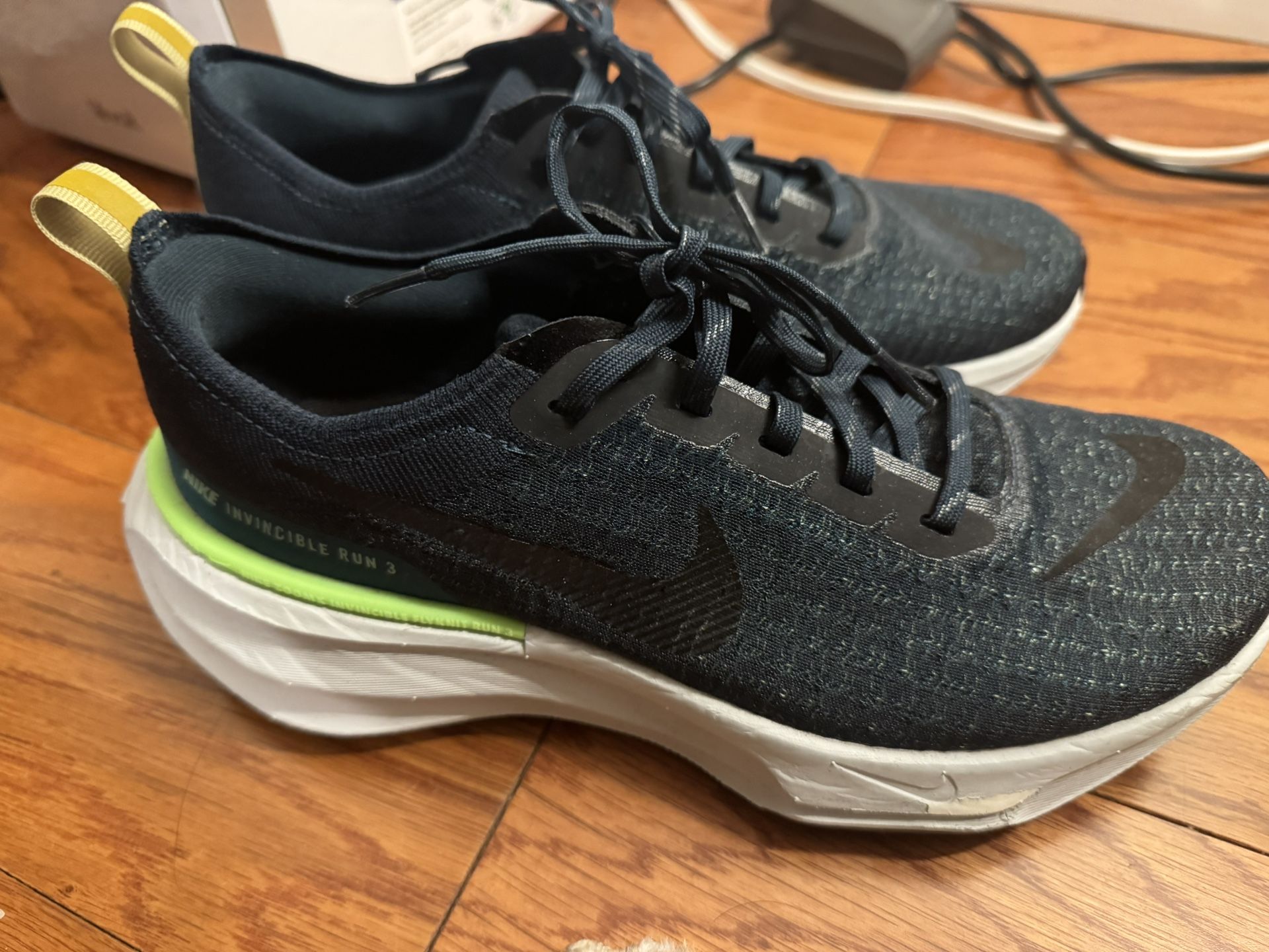 Nike Zoom X Invincible Run Flyknit 3 Size 9 Men