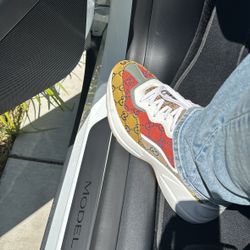 Gucci Shoes Size 9 