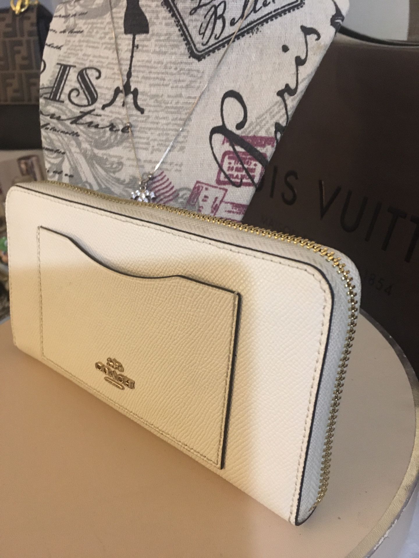 Coach Wallet Long Round Zipper
