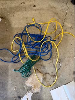 Cables and more cables!