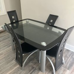 Dinning Table