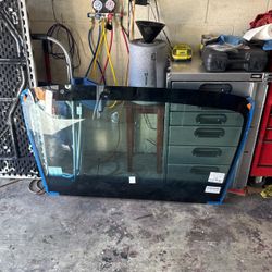 2007 Chevy Trailblazer Windshield