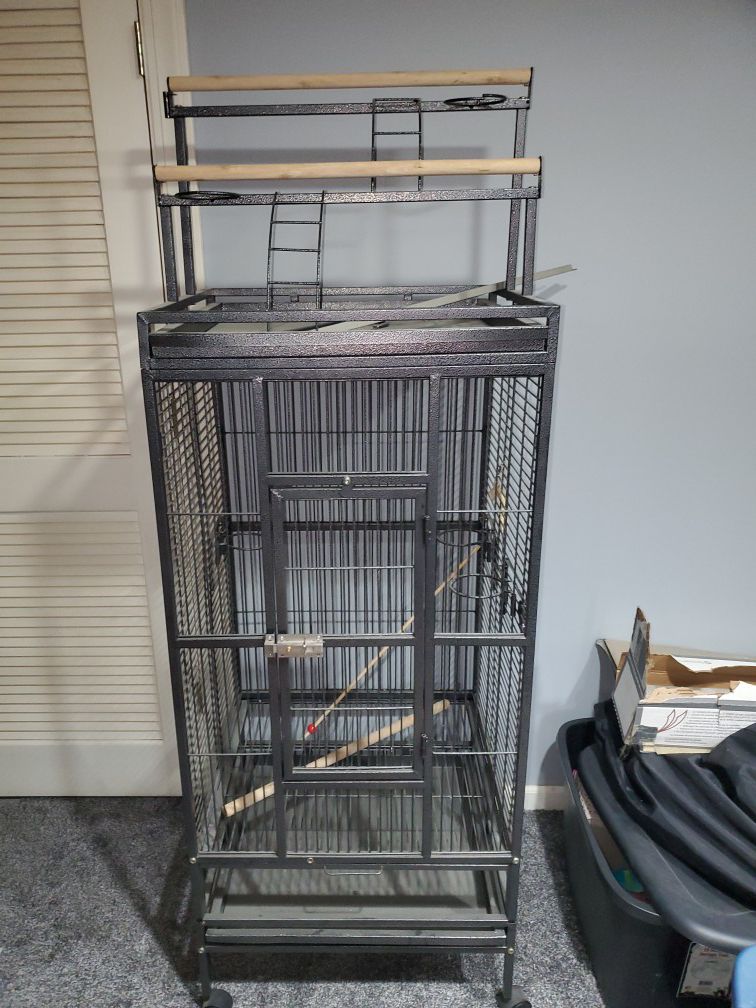 Bird Cage with play top