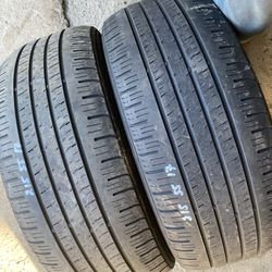 Pair tires 215 55 17