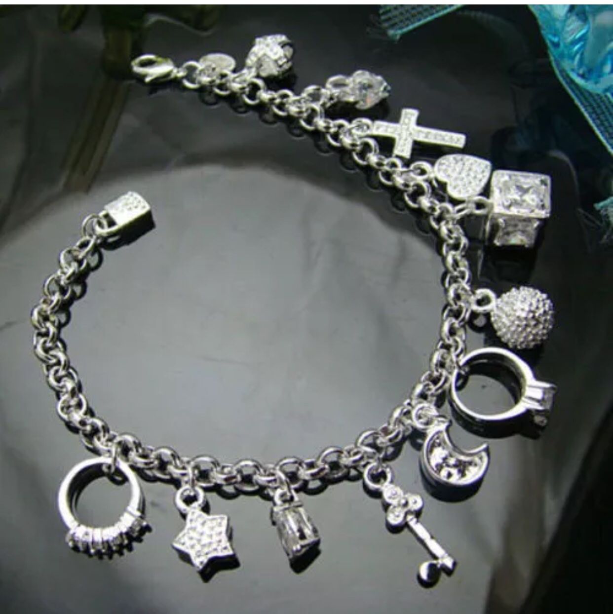 Nice silver plated fashion women charm pendant bracelet