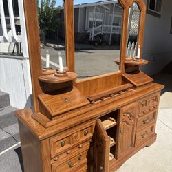 FREE Dresser With Mirror Hutch 