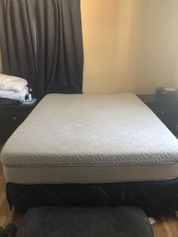 Sleep number queen size dual air base included
