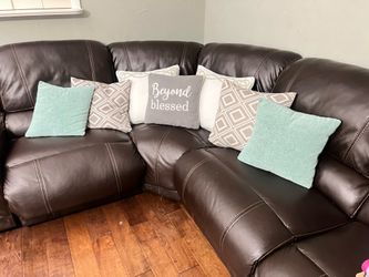 coffee table and couch for sale