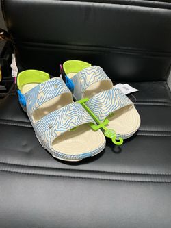 New Crocs Classic All-Terrain Topographic Sandals