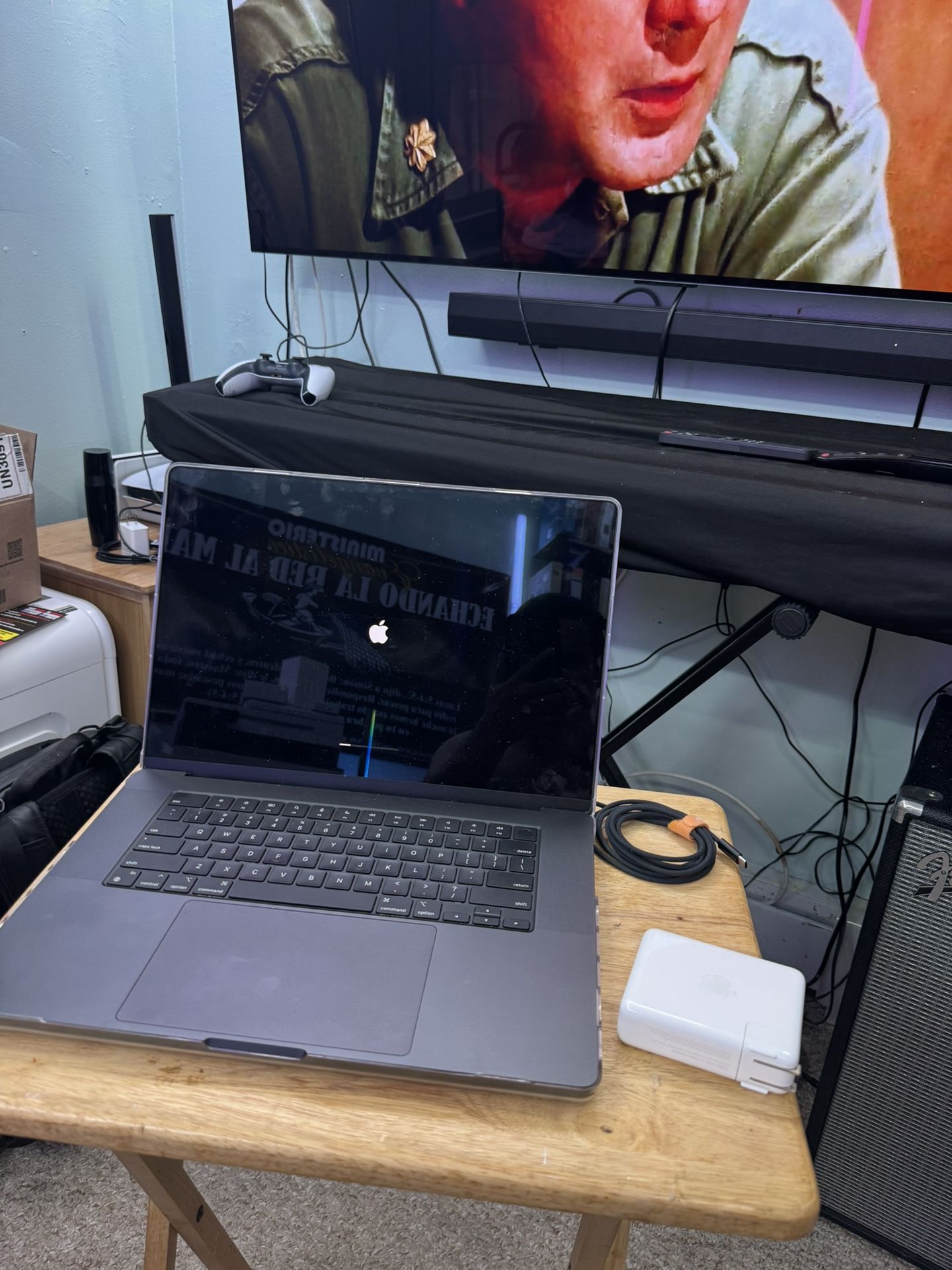 Apple 16-inch MacBook Pro with Apple M3 Max chip 36GB unified memory 1TB SSD