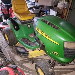 John Deer Riding Mower 