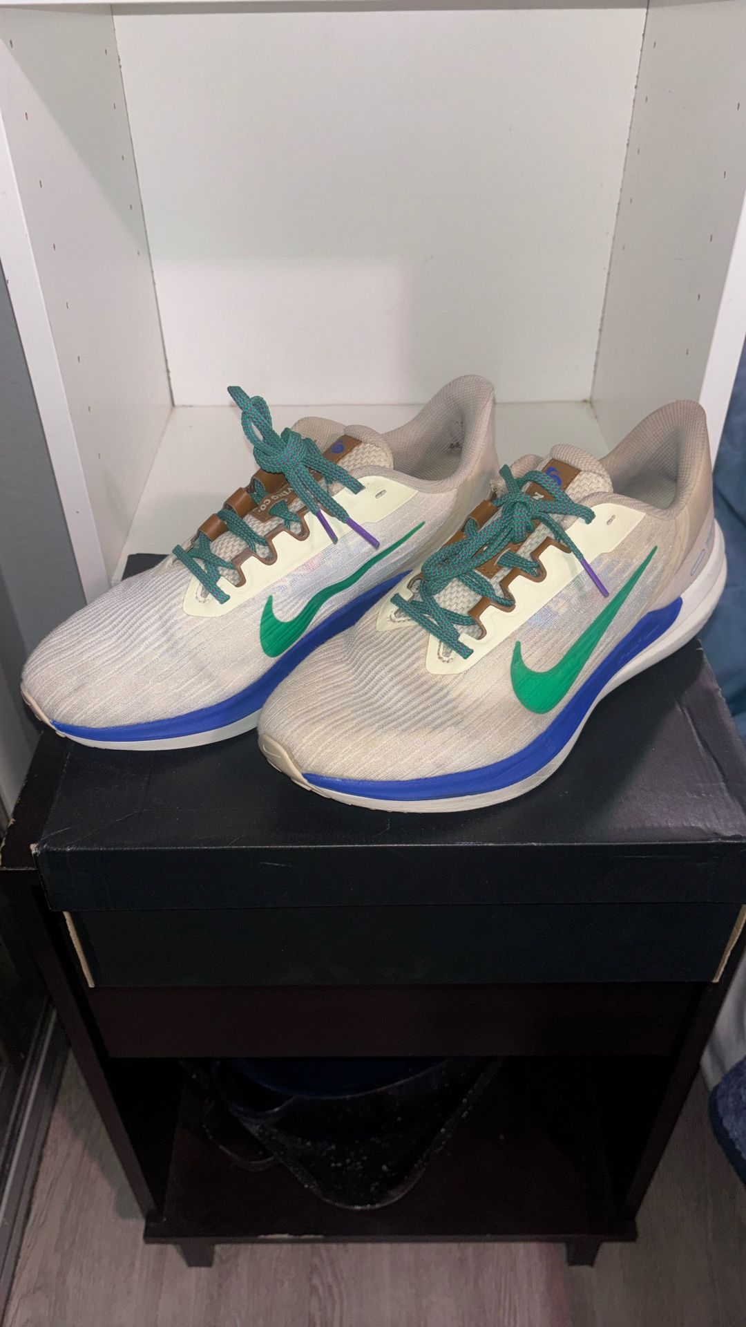 Nike