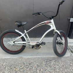Electra Chopper beach cruiser