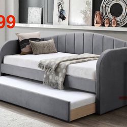 Daybeds.  No Mattresses Incluid 