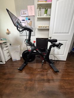 Peloton 1st Gen Lightly used