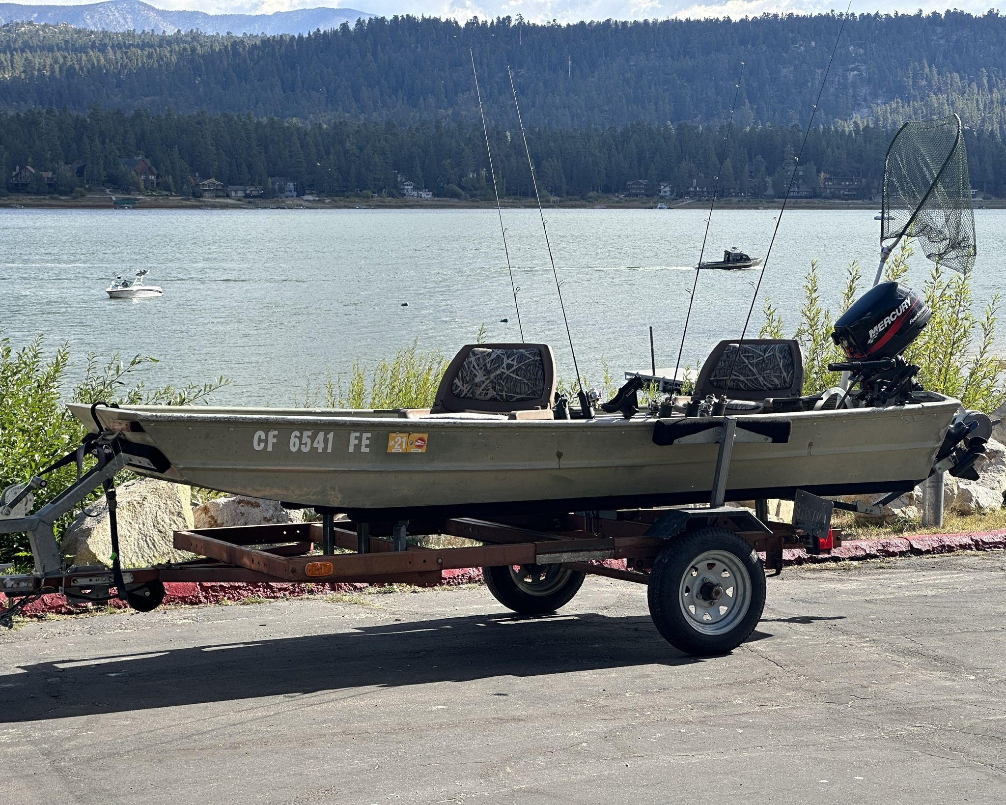 Aluminum Fishing Jon Boat 12' with 2003 6.0 hp Mercury Outboard and Trailer